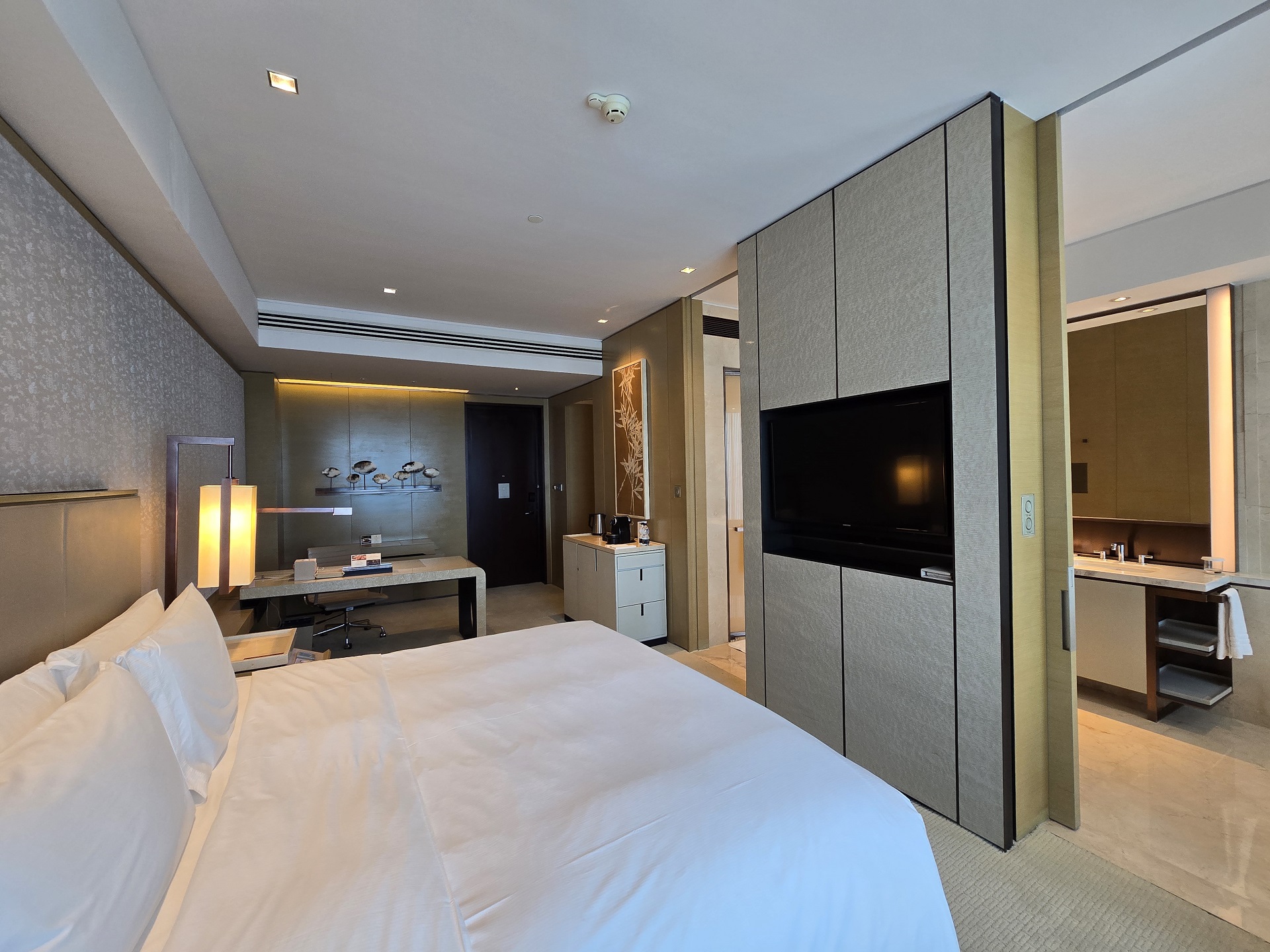 20250621 123352 Conrad Beijing