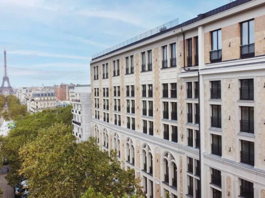 Sax-Paris-LXR-Hotels-Resorts-Facade-Daytime