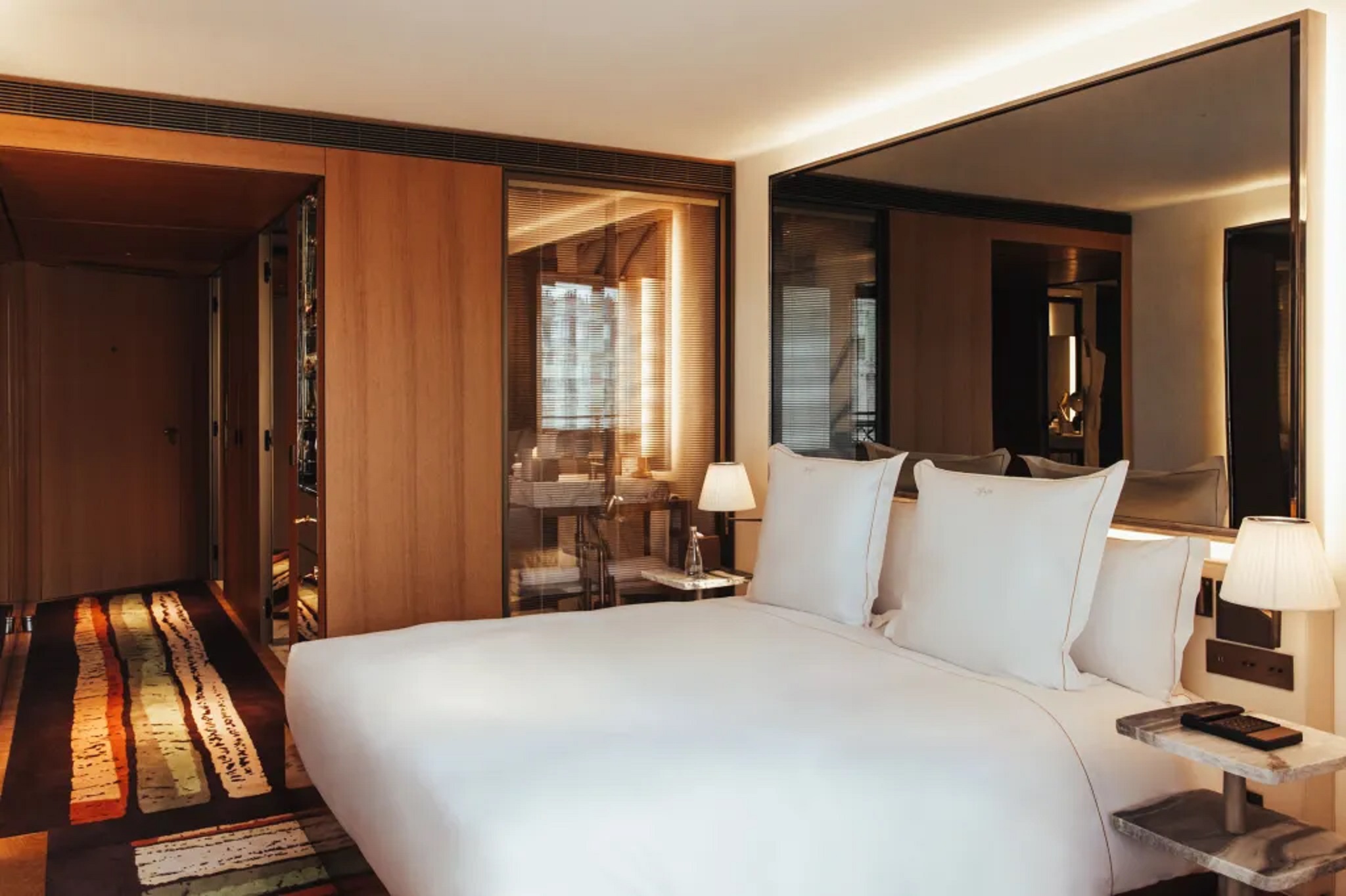 Sax Paris LXR Hotels Resorts King Room SAX Paris Joins LXR Hotels: Hilton’s New 5-Star Retreat Near the Eiffel Tower Sax Paris LXR Hotels Resorts King Room SAX Paris Joins LXR Hotels: Hilton’s New 5-Star Retreat Near the Eiffel Tower